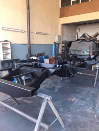 land rover defender chassis