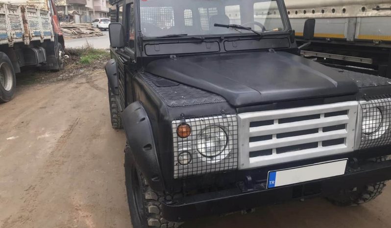 1992 Model Defender 110 2.5D 2 Door Hard Top full