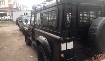 1992 Model Defender 110 2.5D 2 Door Hard Top full