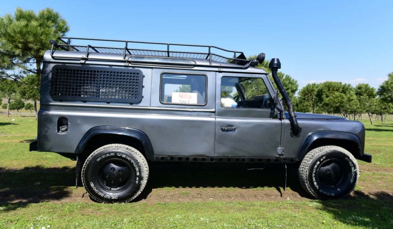 1992 Model 2.5 Diesel Land Rover Defender 110 full