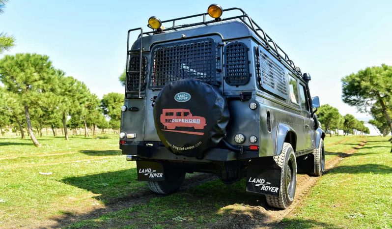 1992 Model 2.5 Diesel Land Rover Defender 110 full