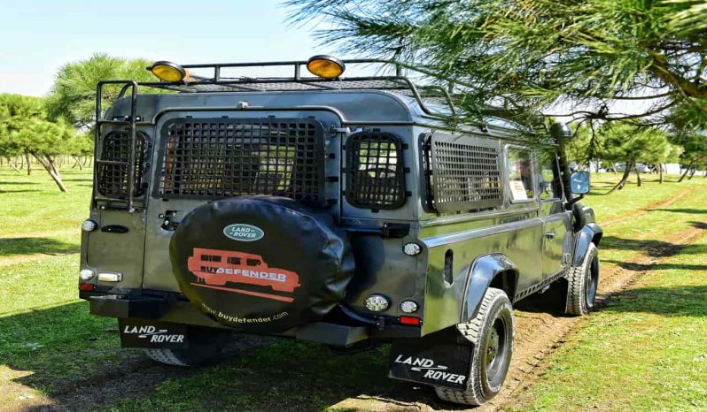 1992 Model 2.5 Diesel Land Rover Defender 110 full