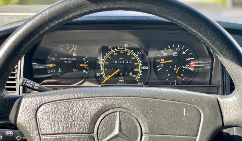 1993 Mercedes-Benz 190E full