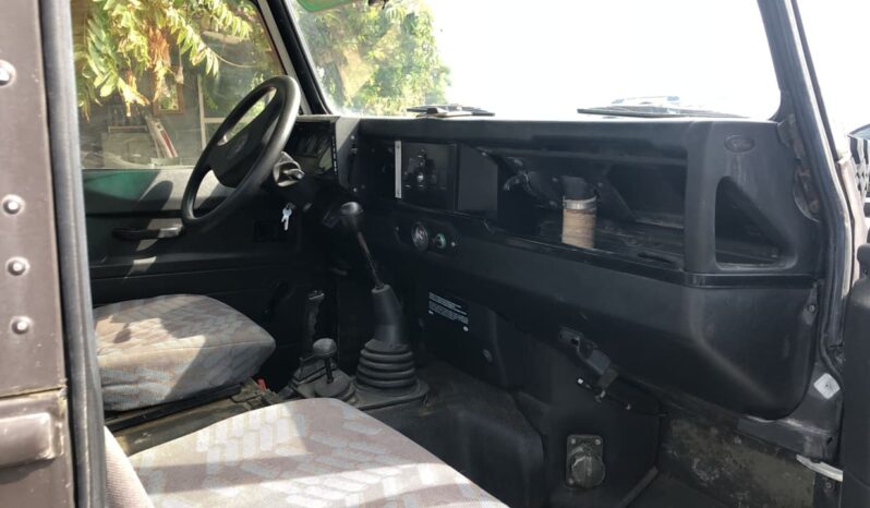 1995 Land Rover Defender 110 2.5D full
