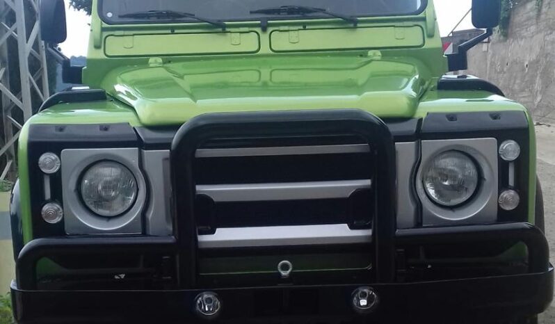 1993 Model Land Rover Defender 90 Pickup 2-door green full